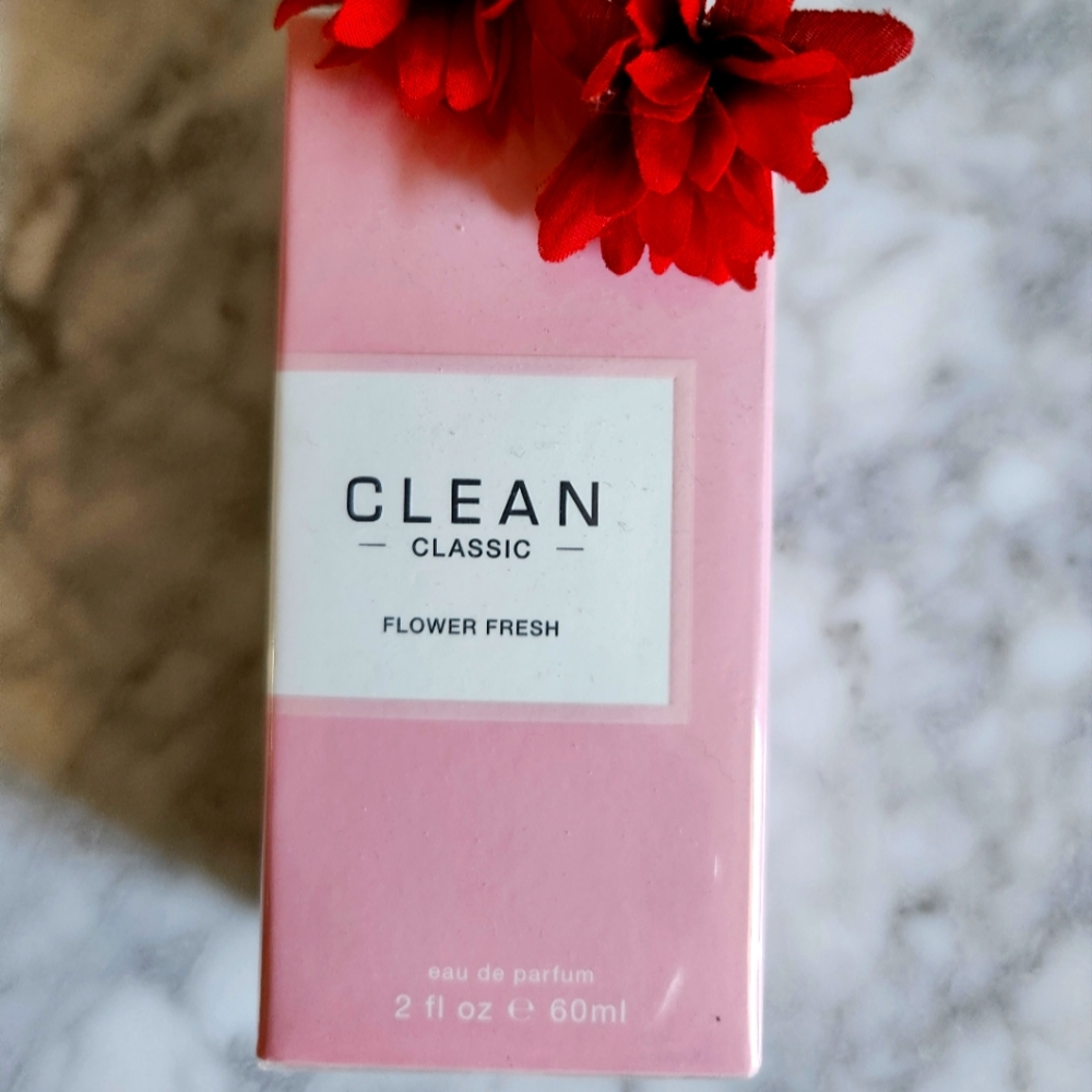 CLEAN Classic 2 fl oz eau de parfum perfume